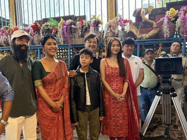 सामाजिक कथामा निर्माण हुने सिनेमा ‘स्त्री’को शुभमुहूर्त, शनिबारबाट फ्लोरमा