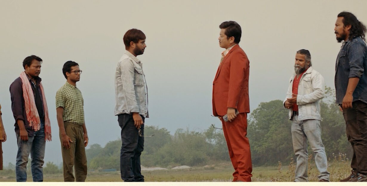 गुरु चेला भिड्ने मुडमा, फरक लुक्समा वरिस्ट बलराम बन्दै ।